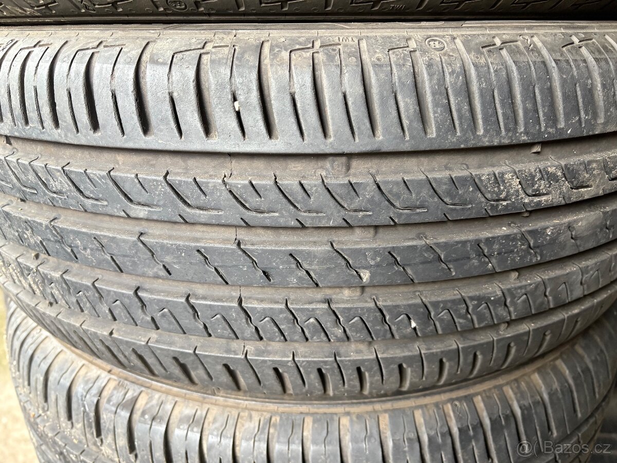 Letni pneu 205/55/16 - 2