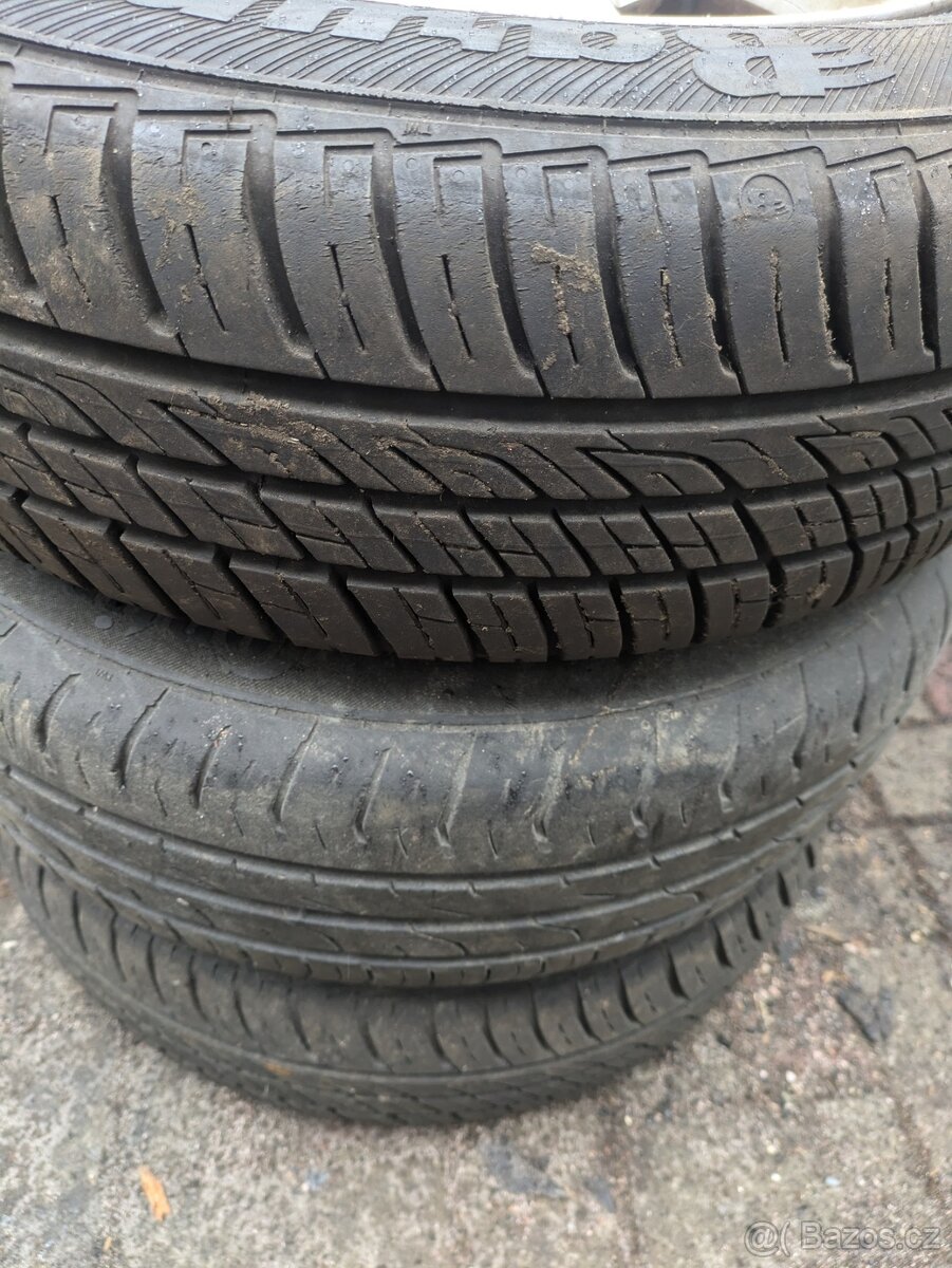 pneu 185/65-R15 na disku - 2