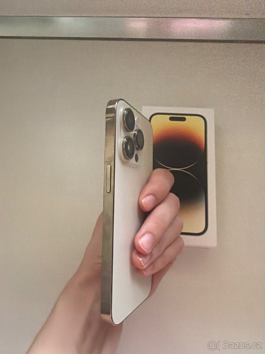 Prodávám IPhone 14 Pro ,256 GB - 2