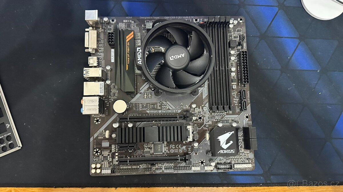 Gigabyte B450 AORUS M + Ryzen 5 2600 (6C/12T) - 2
