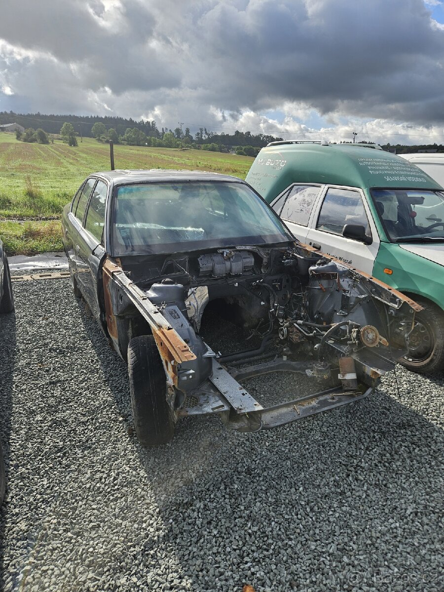 Karoserie BMW e34 - 2