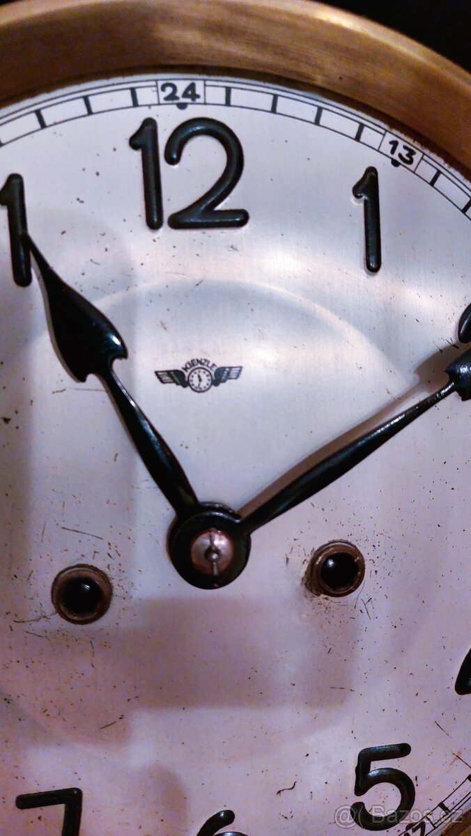 Starožitné hodiny KIENZLE - 2