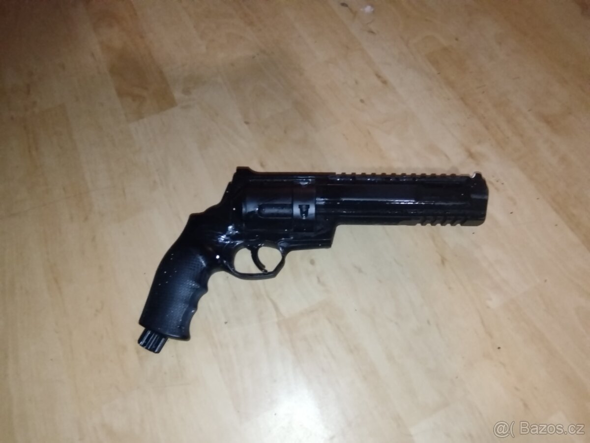 Obraný revolver Umarex vzduchovka - 2