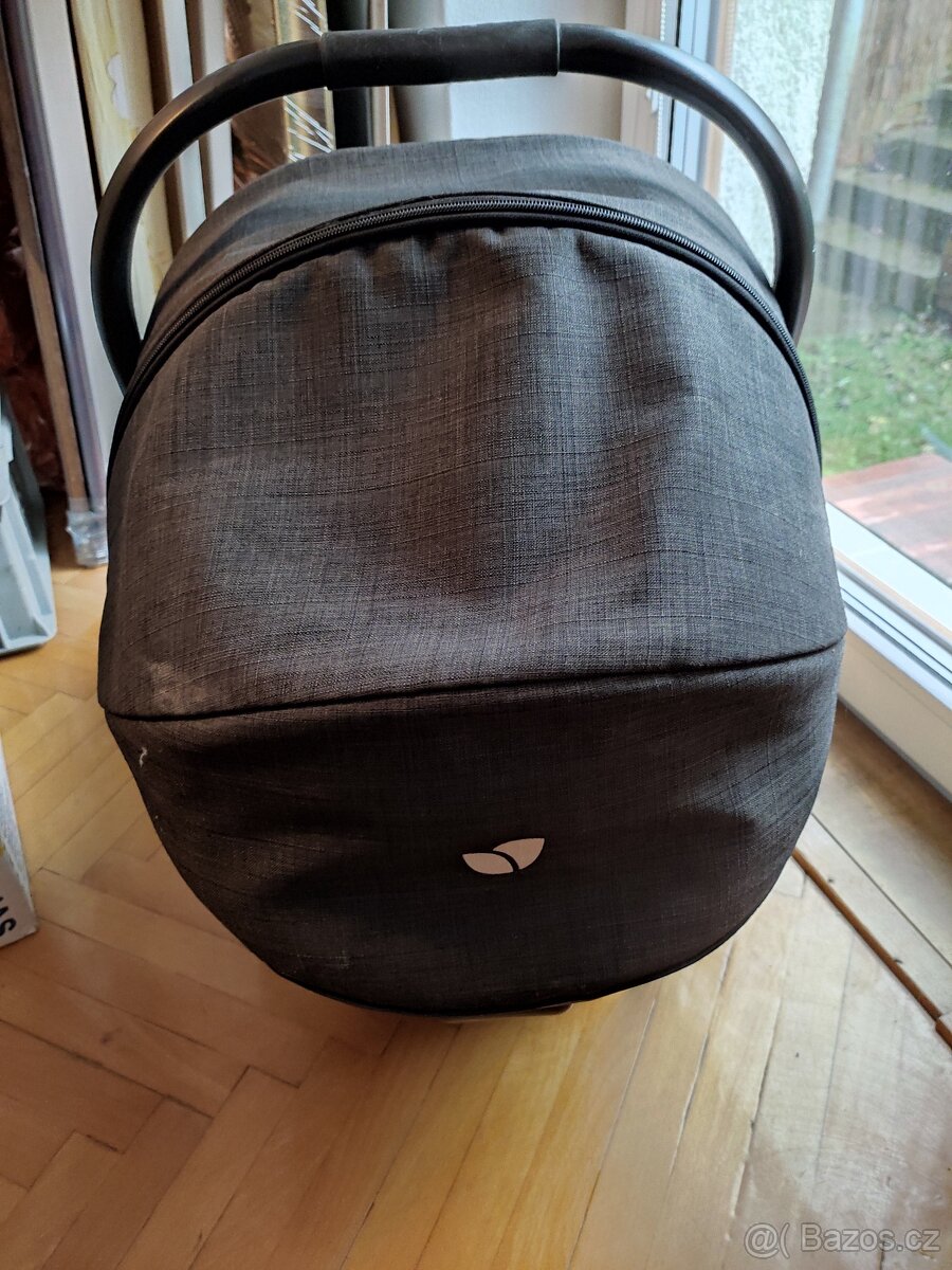 Sedačka pro miminka - Joie - 2