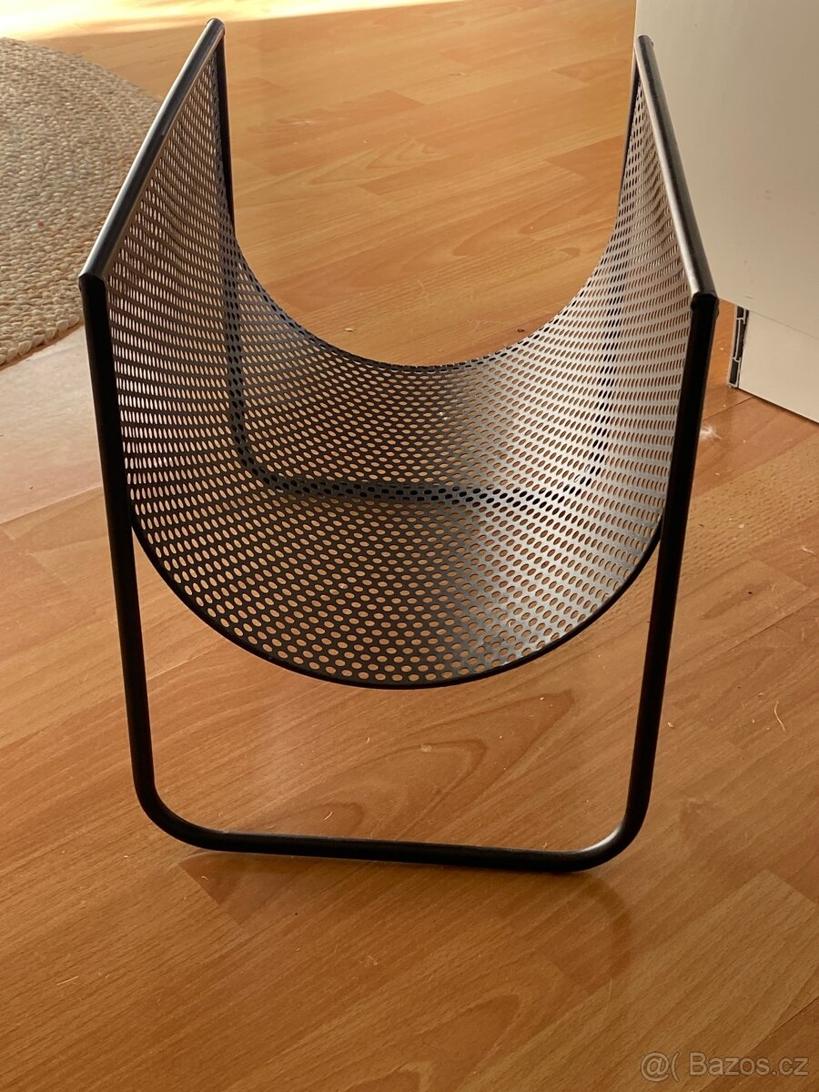 Stojan na noviny - 2