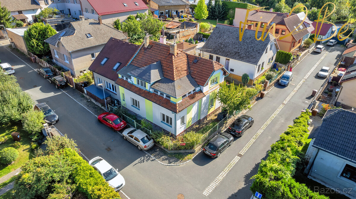 Prodej RD 6+1, 167,9m2 s dílnami a zahradou v Kostelci nad Č - 2