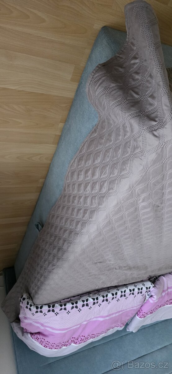 Manželská postel - 2