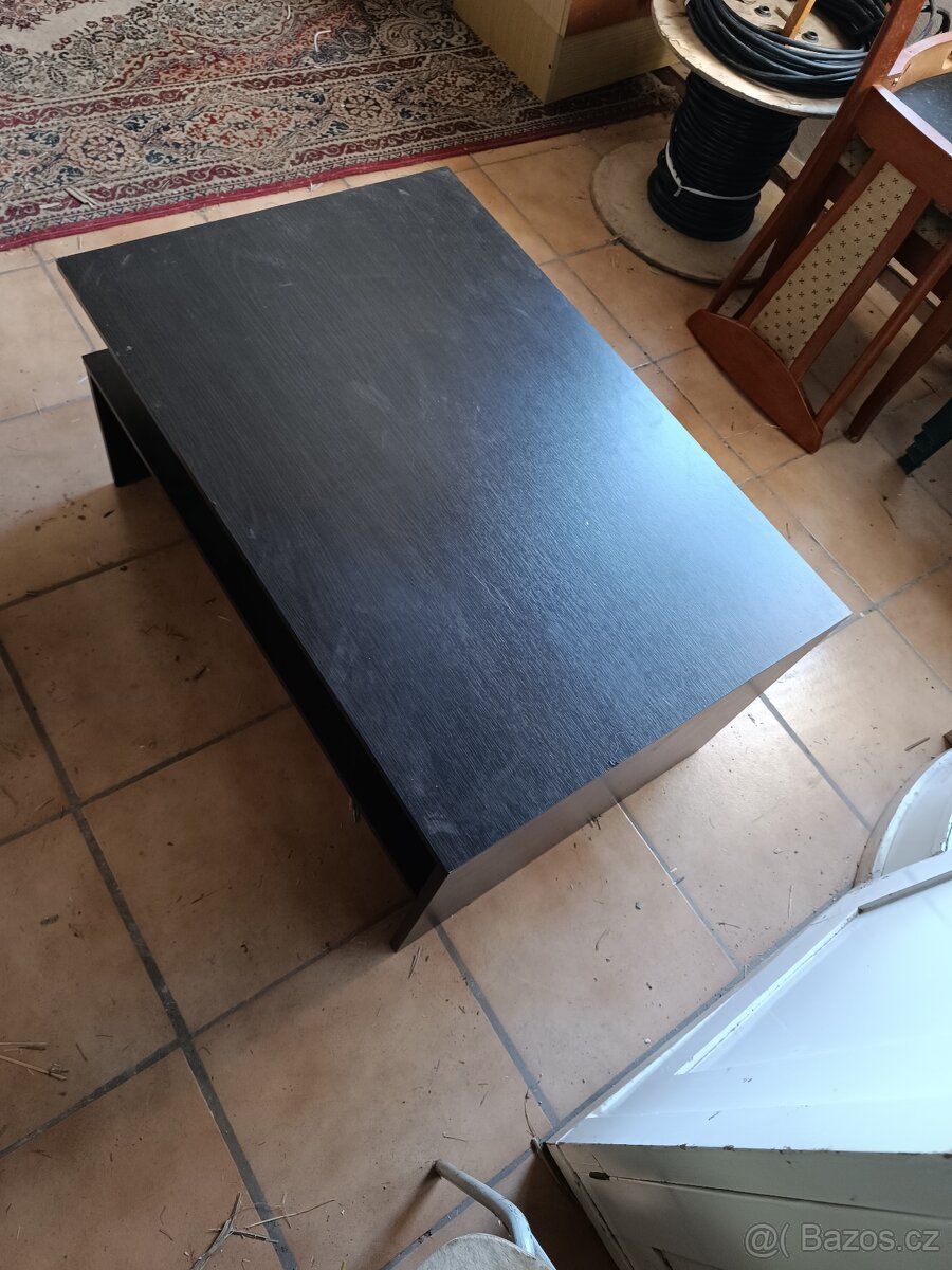 Konferenční stolek - 2
