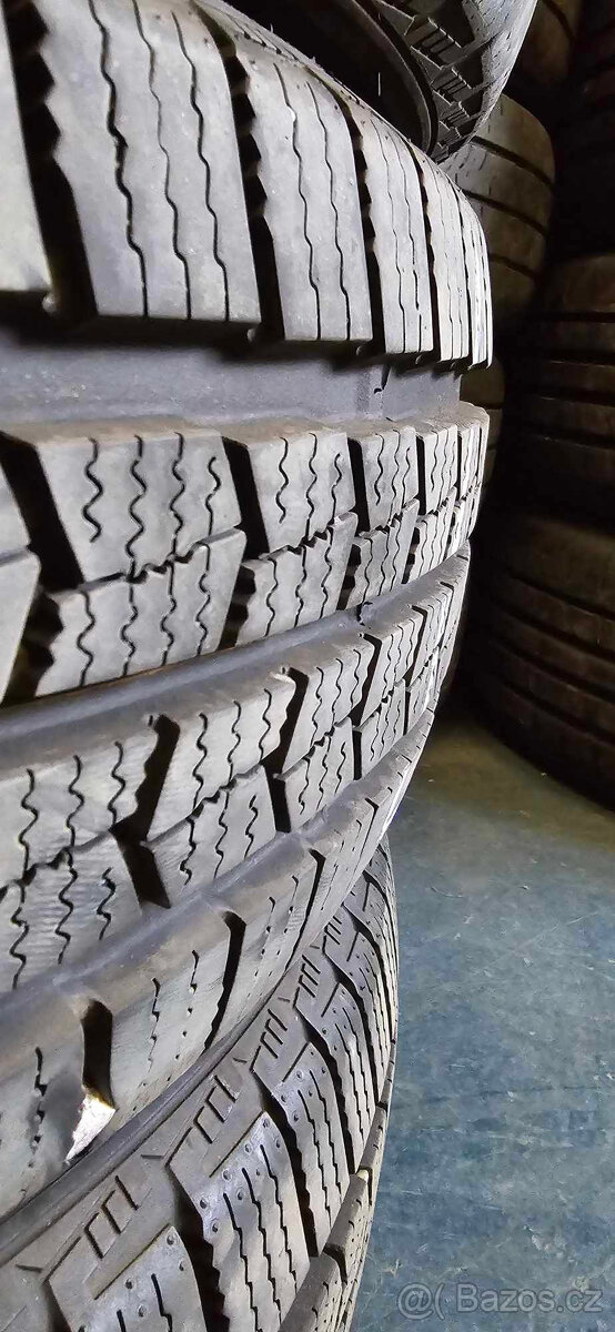 215/65 R16C Nexen zimní - 2