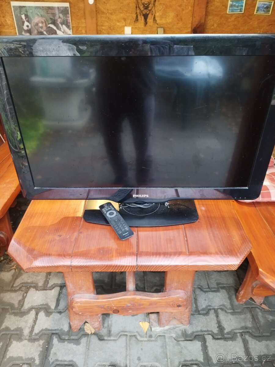 LCD televize Philips 80cm - 2