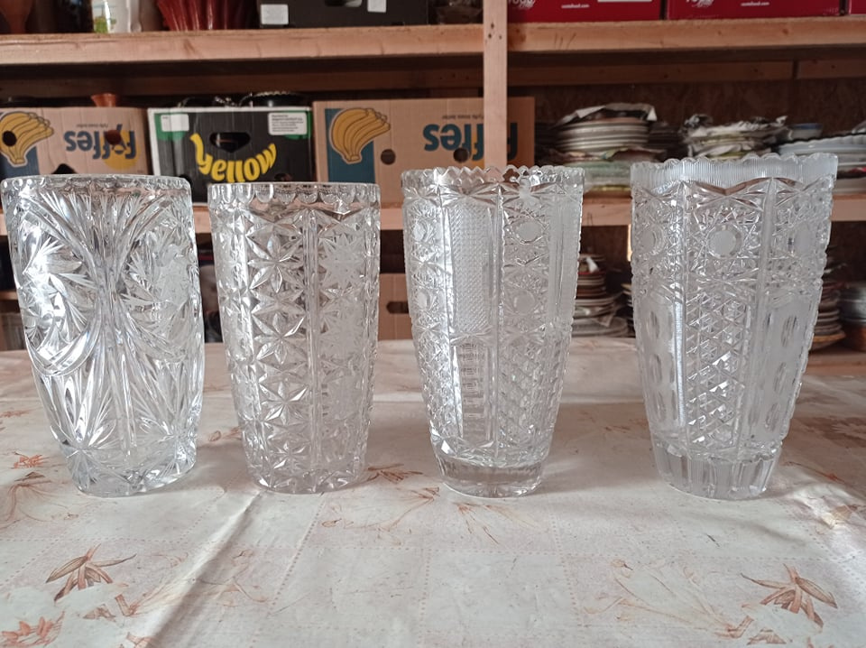 vázy z liatinového skla a krištálové - 2