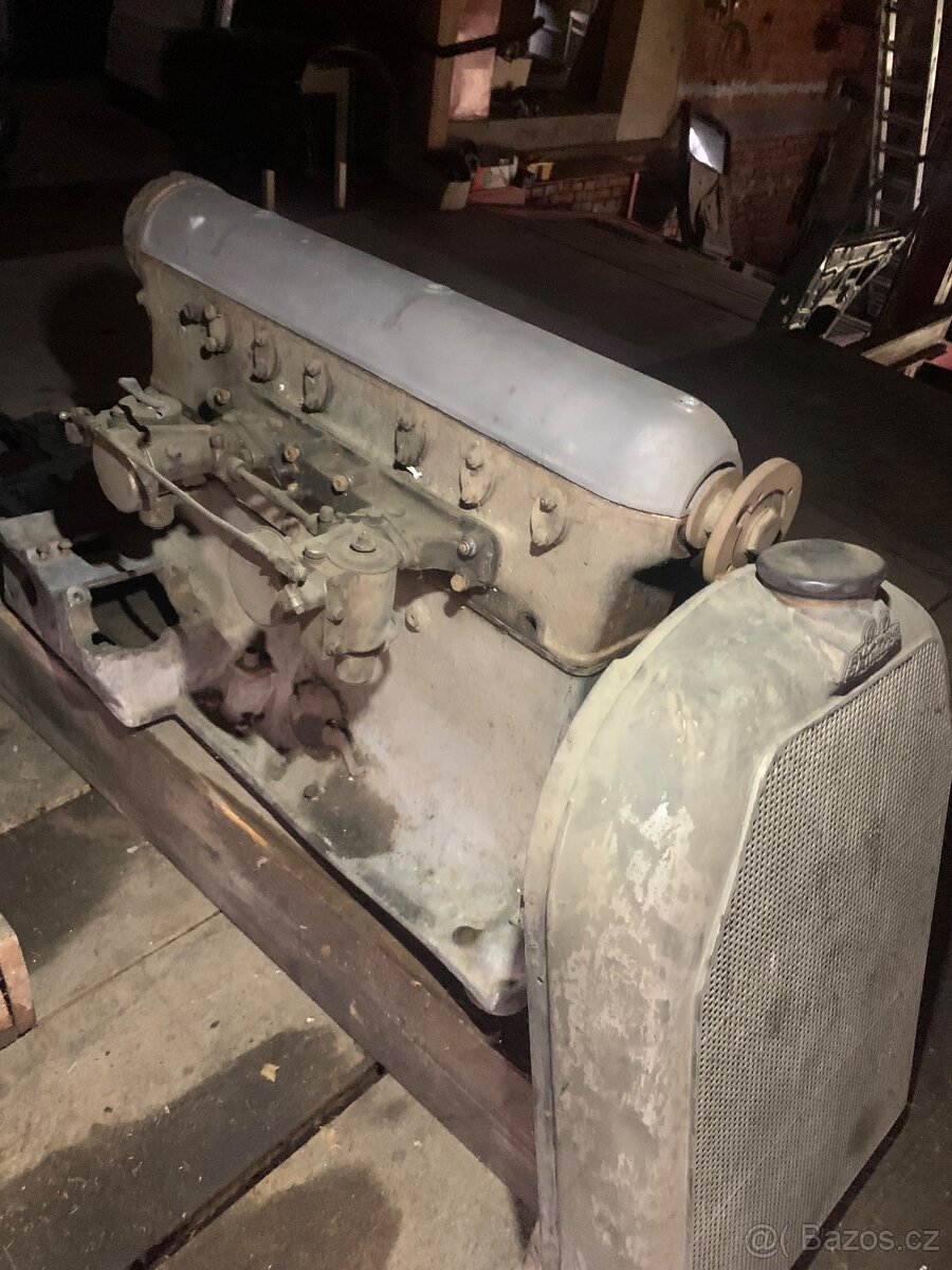 Austro Daimler ADR r.v. 1928-30 prodam hlinikovou kapotu , c - 2