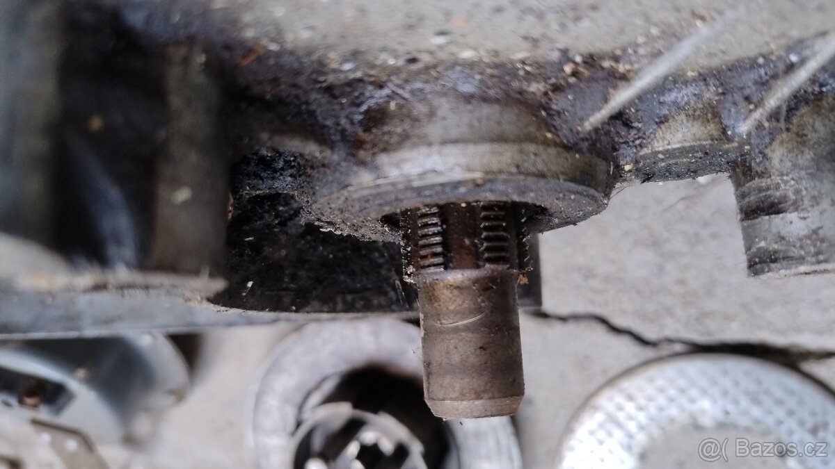 Díly na Jawa 50 pionýr - 2