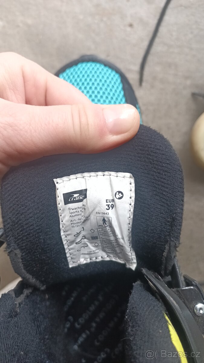 Kolečkové brusle, vel 39 - 2