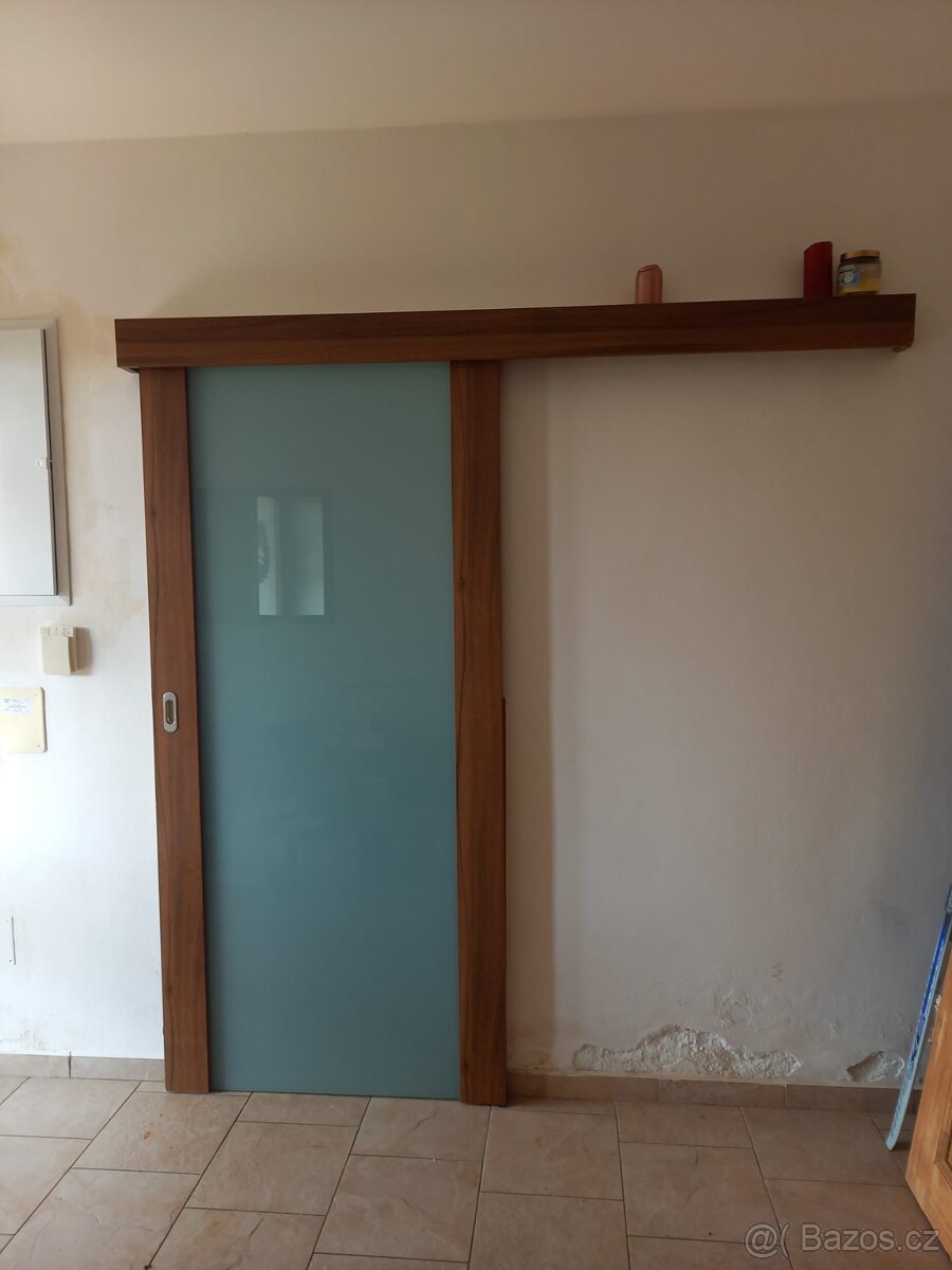 Posuvné prosklené dveře hnědé - použité - 2