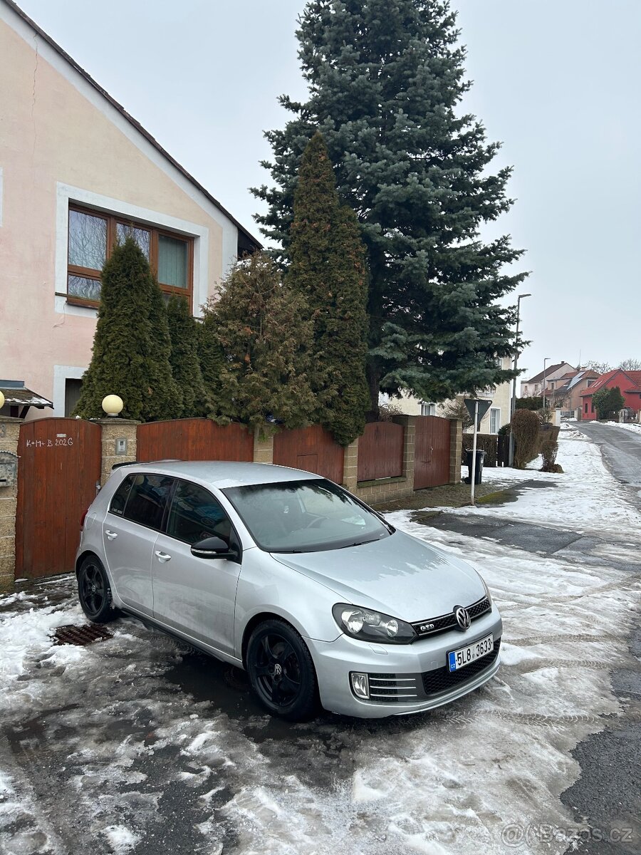 Volkswagen Golf 6 GTD - 2