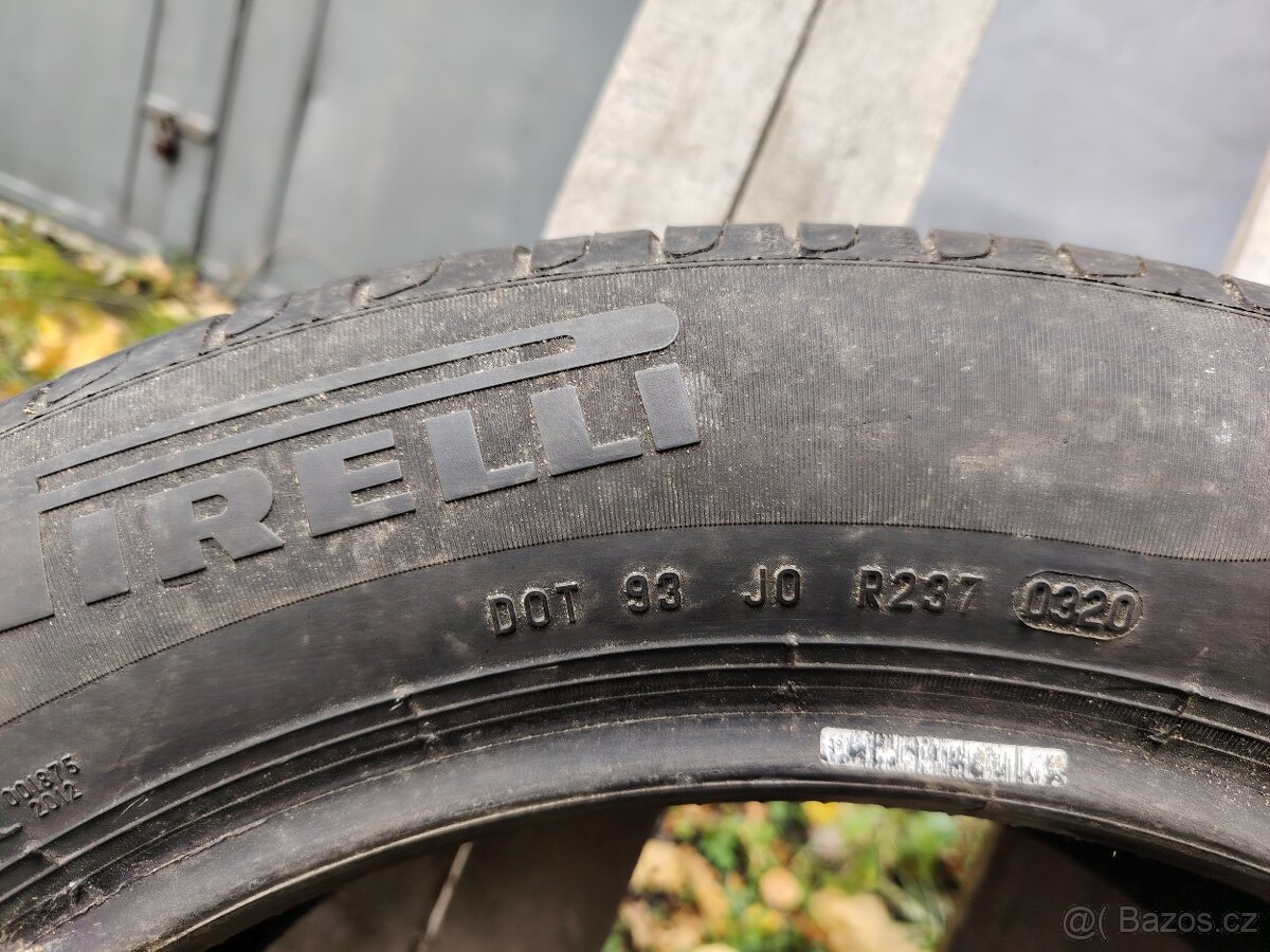 Pirelli 215/55R17 - 2