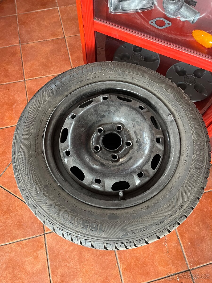 Kola Škoda Fabia I - 2