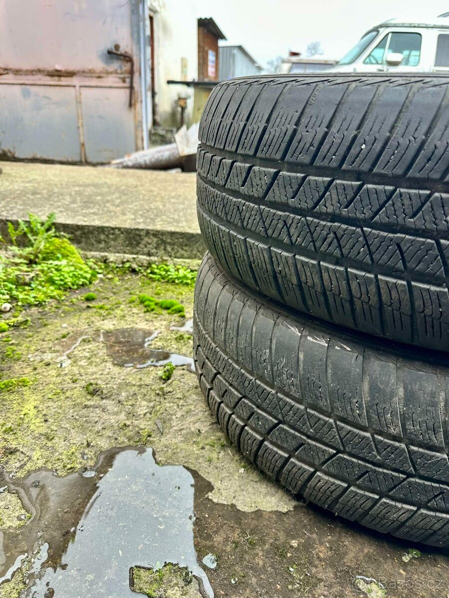 Prodám 2ks zimních pneumatik Barum - 2