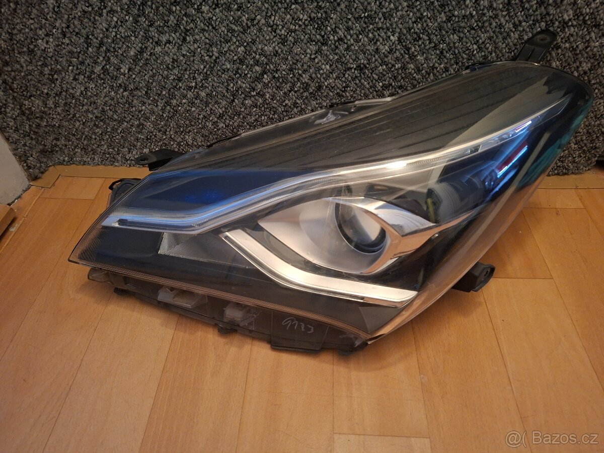 Přední světlomety Yaris - 2