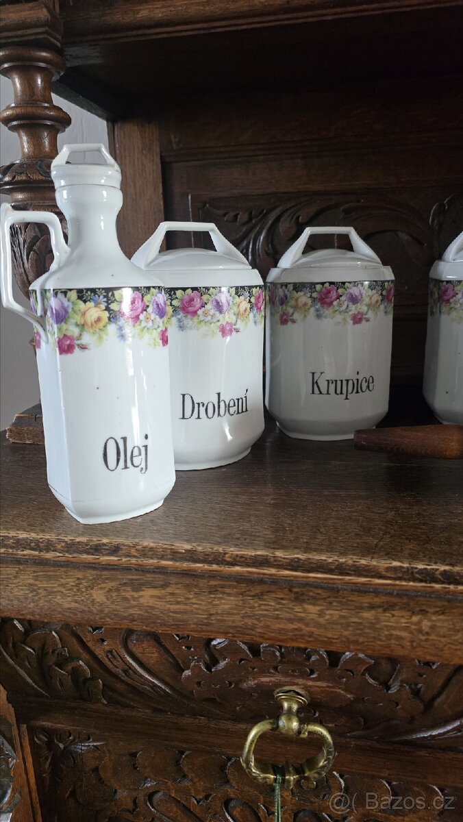 Porcelánové kořenky - 2