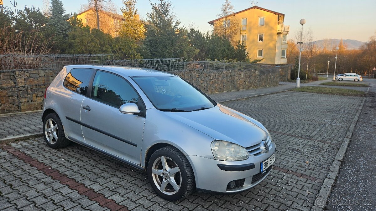 VW Golf V 1.4 16V 55kW - 2