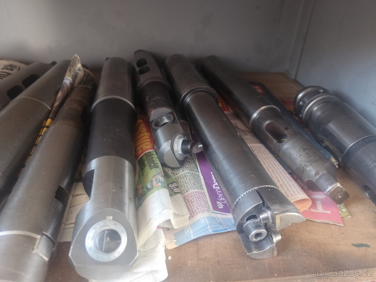 nastroje k vyvrtavačce W 100 - 2