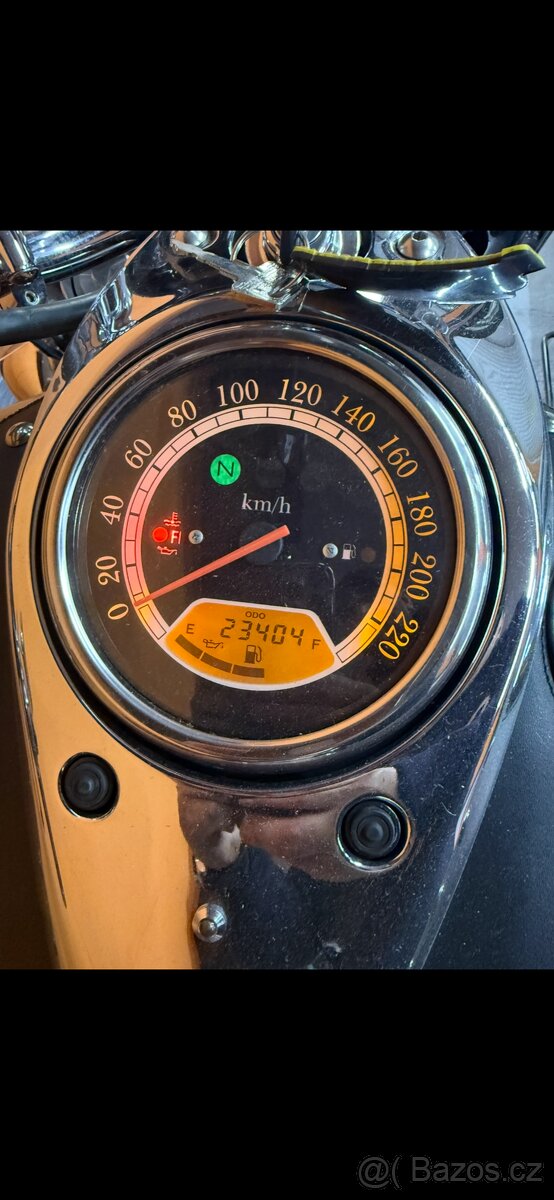 Kawasaki VN 1600 Classic nomad - 2