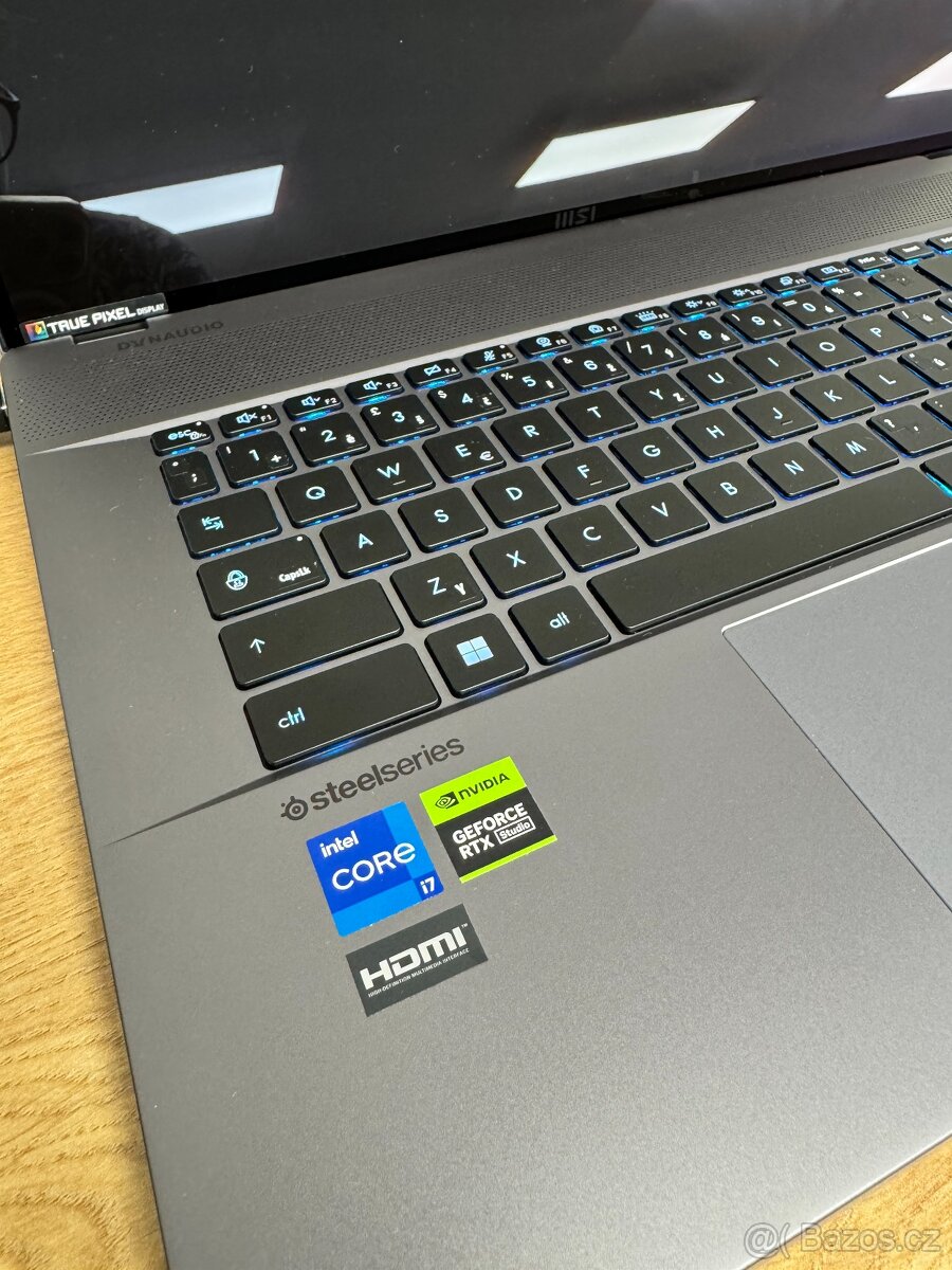 MSI Creator Z17 HX Studio, i7, 32GB, 2TB SSD, RTX 4060 - 2