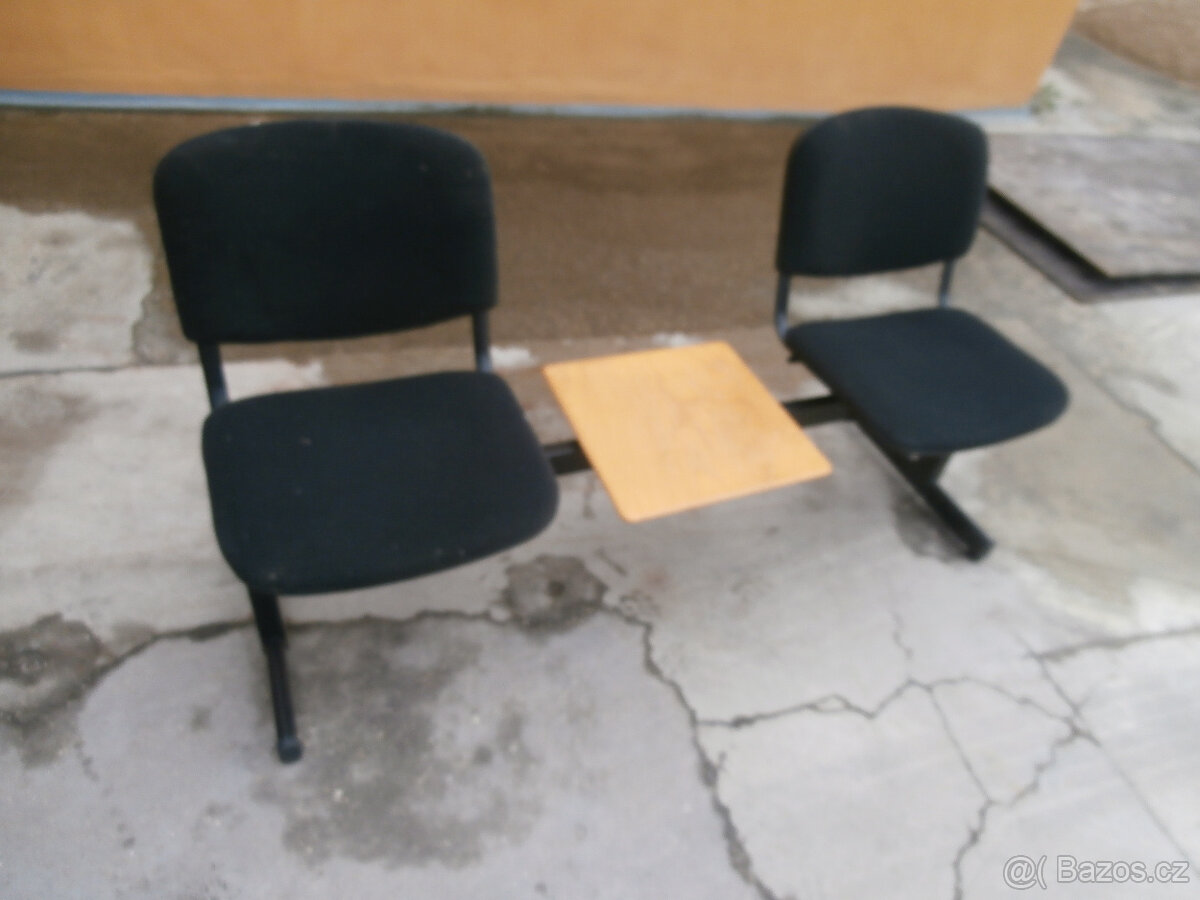 Chodbový dvousekák, křeslo, sedačka, lavice za 500 kč - 2