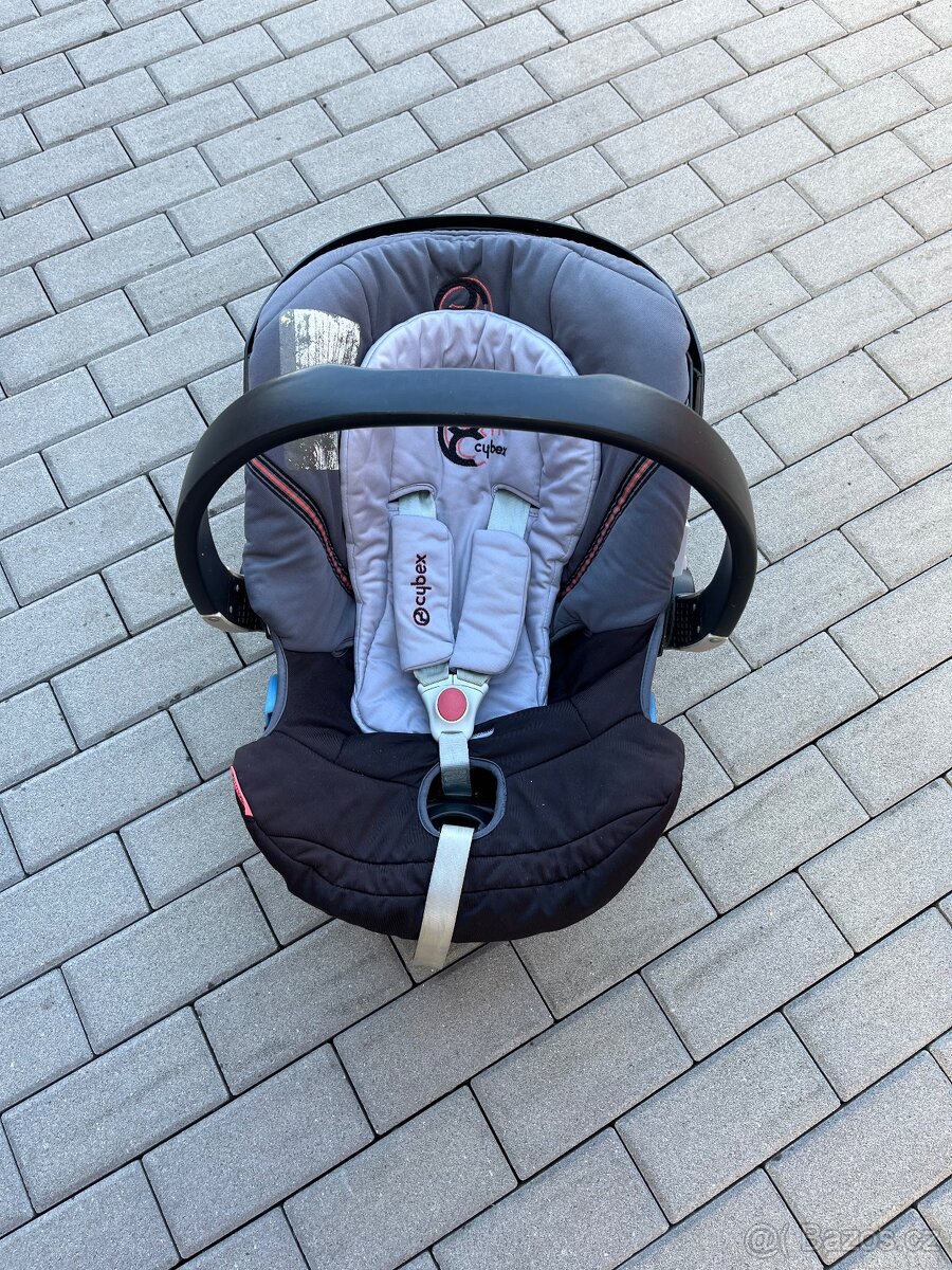 Dětská autosedačka - 2