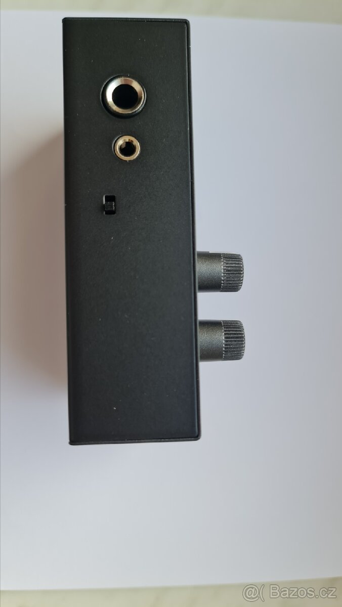 Sluchátkový zesilovač Behringer - 2