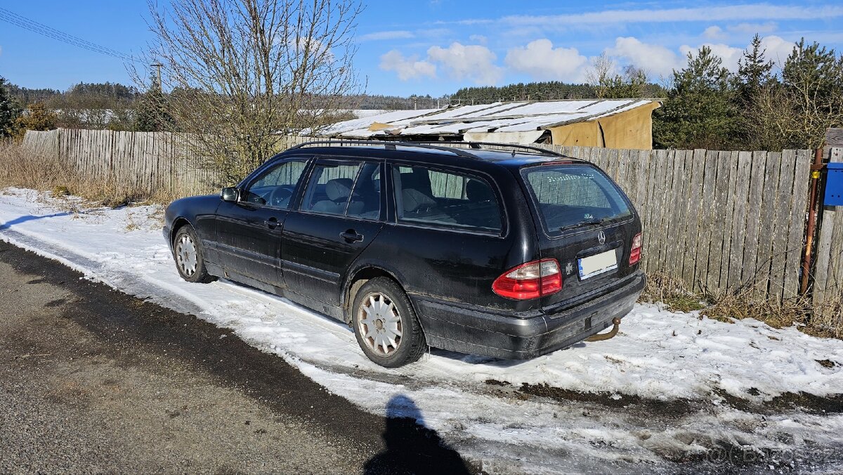 E220cdi 105kw manual - 2