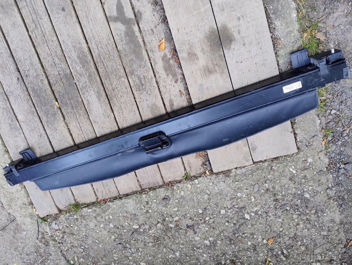 BMW X3 e83 zadní roleta - 2