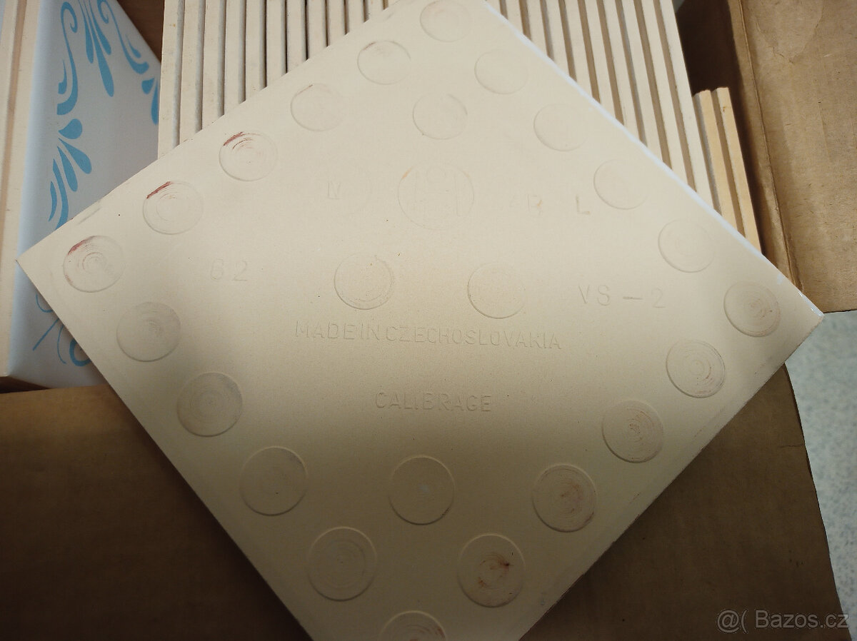 Obklad 15x15cm 0,9m2 bílo modré obkladačky - 2