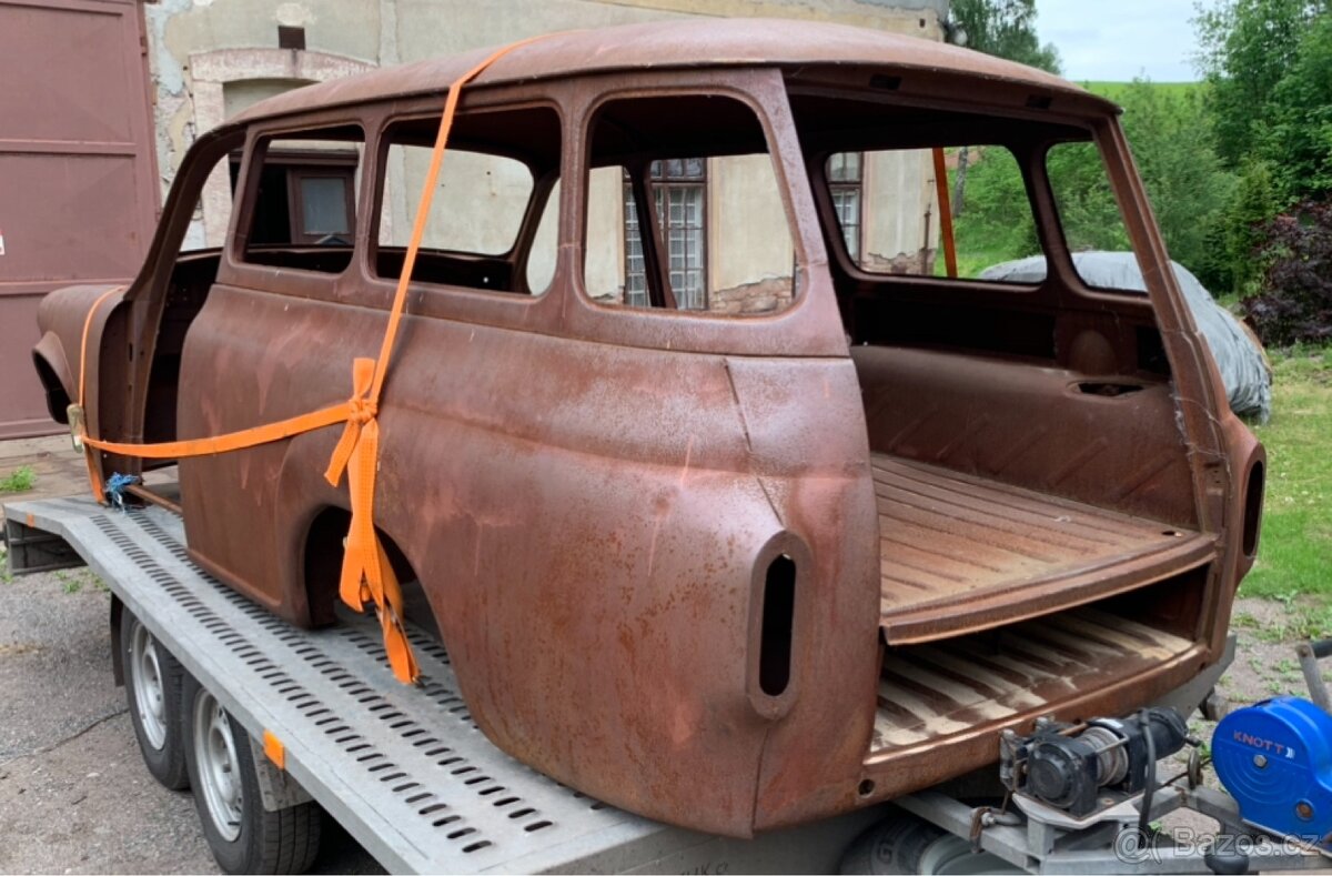 Škoda 1202 STW karoserie - 2