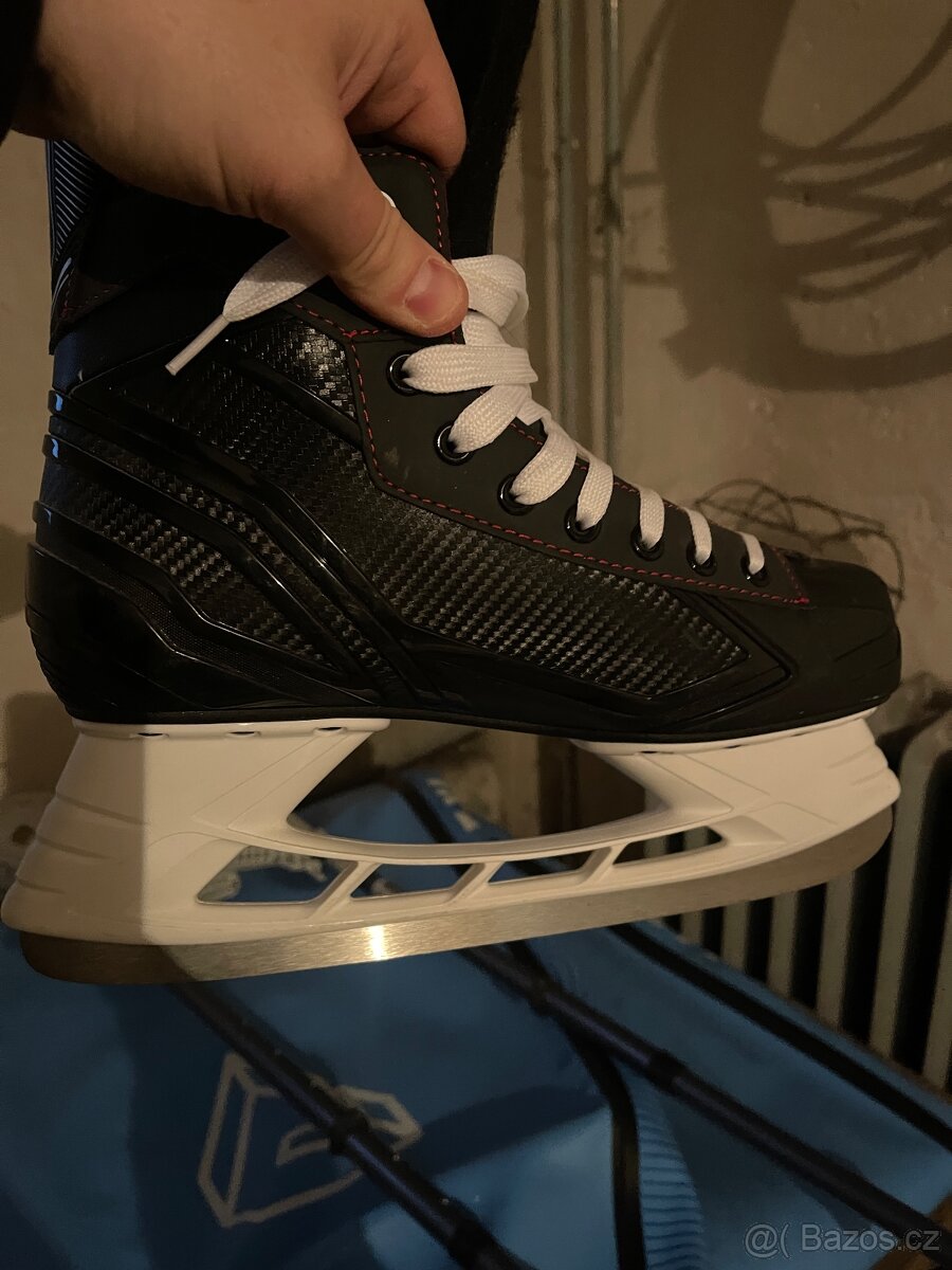 Brusle BAUER SCORE - velikost 9 - 2