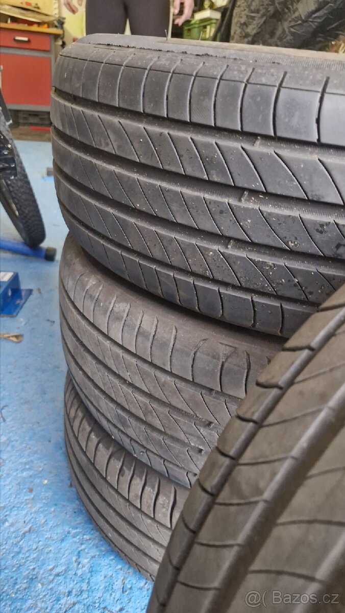 Pneumatiky Michelin letní 205/55 r17 - 2