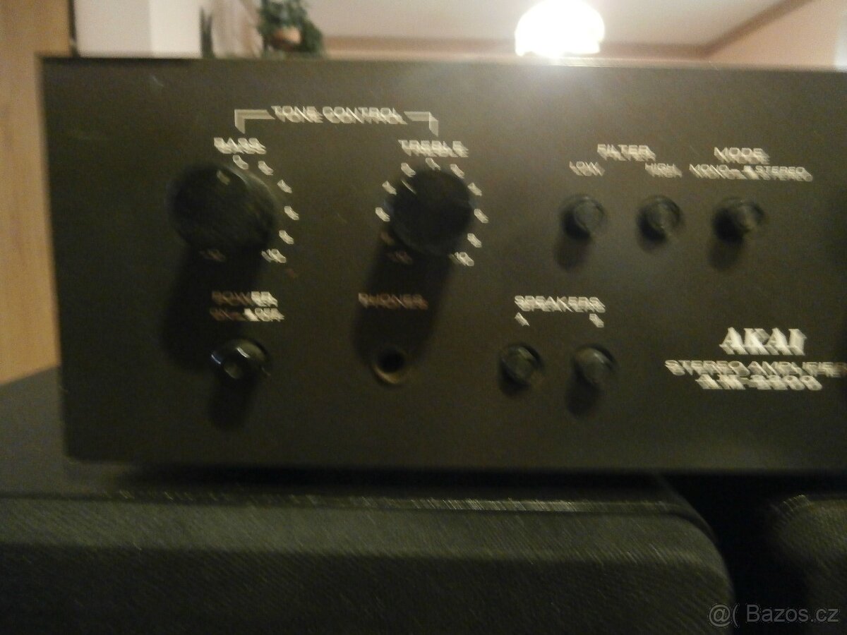 AKAI AM-2200 - 2