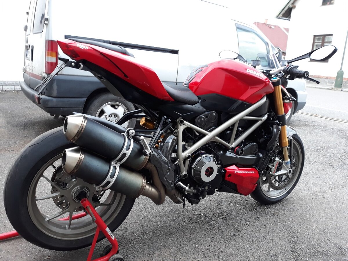 DUCATI STREETFIGHTER 1098S - 2