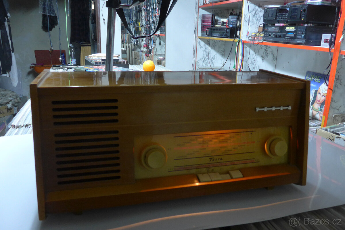 Radiopřijímač TESLA Tosca 326A - 2