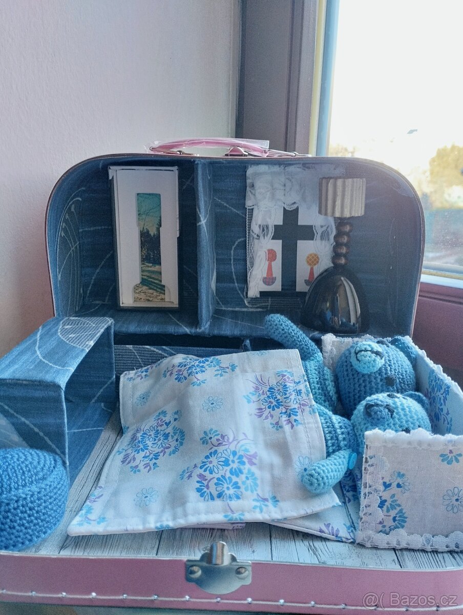 Domeček v kufříku s medvídky - 2