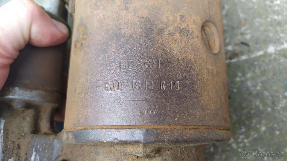 Startér Bosch EJD 1,8/12 R19 z Wh techniky Sdkfz Horch - 2