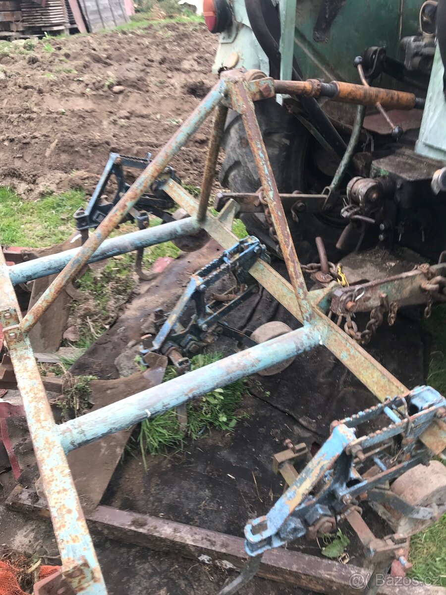 Prodám nesený prohrnovač brambor - 2