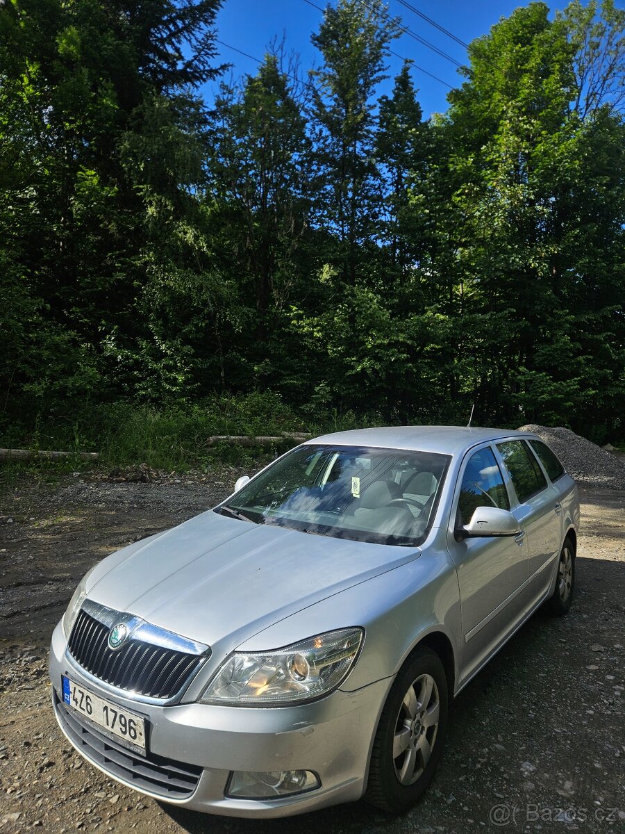 Škoda Octavia 2 1.6 77kW Combi - 2