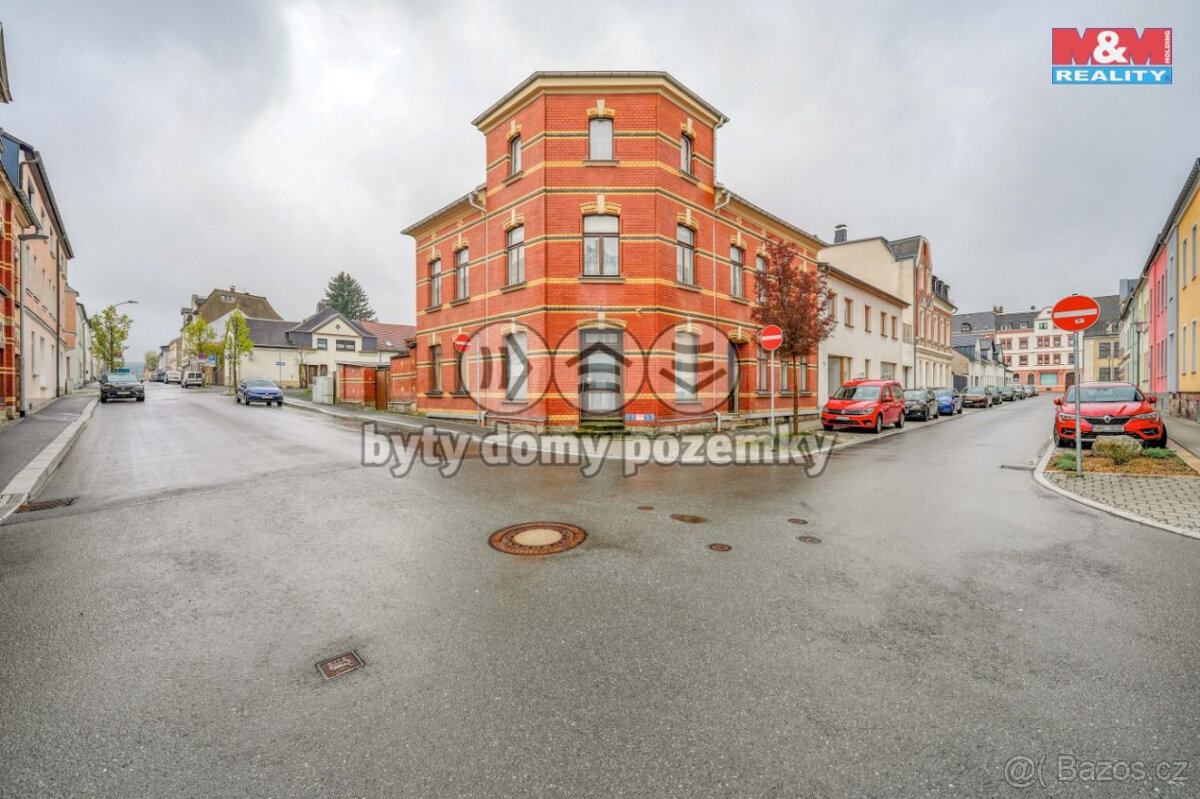 Prodám činžovní dům s obchodem a byty - 2