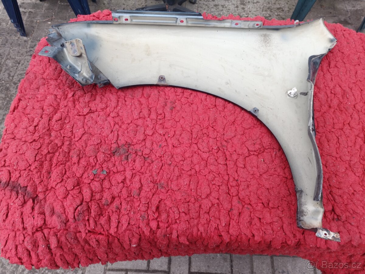 Fabia 1 generace pravý a levý blatník 9901 - 2