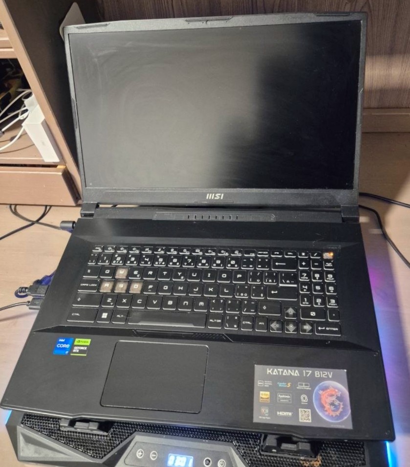 MSI KATANA B13VFK - 2