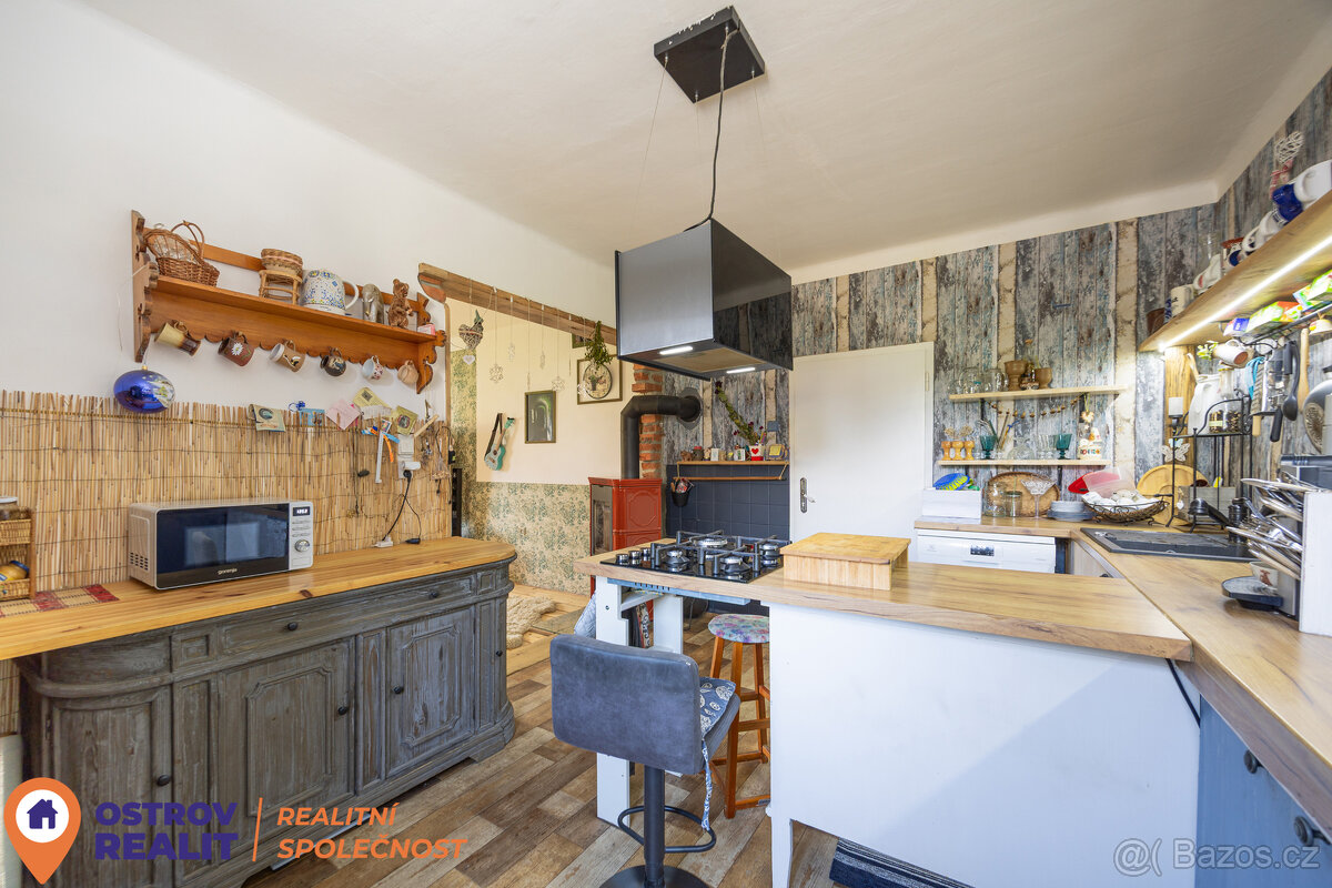 Prodej rodinného domu 4+2, 130 m², pozemek 639 m² – Šumperk - 2