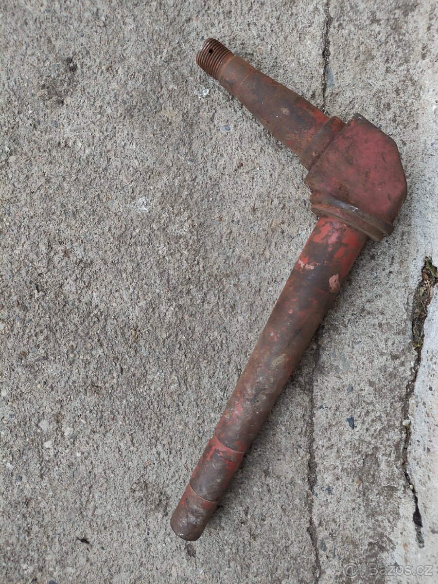 Zetor 25 svislý čep - 2